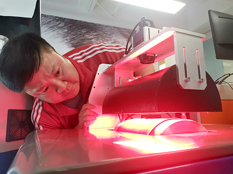 【亦城時(shí)報(bào)頭條】鈦瑪科人工智能視覺監(jiān)測(cè)研發(fā)中心啟動(dòng)建設(shè) 產(chǎn)線產(chǎn)品質(zhì)量實(shí)時(shí)監(jiān)測(cè)精度邁向微米級(jí)